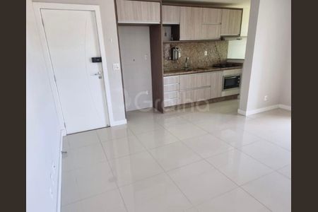 2_photo/9527439bbf.e9ec3e4a2a038524-ATLAS-bded8a0f-fdc2-4daf-bcd8-211fa772ebce.jpg de apartamento à venda com 3 quartos, 83m² em Canasvieiras, Florianópolis