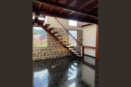 7_photo/9527439bf1.c3f00cfadba54684-ATLAS-025fa2a6-a8e4-4e26-8b8e-e117b7e4ea0a.jpg de casa à venda com 4 quartos, 700m² em Canasvieiras, Florianópolis