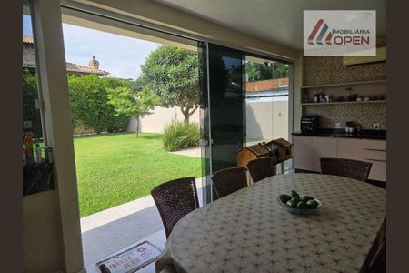 32_photo/9527439c95.2f15d505e37c7ac5-ATLAS-77f46fba-2d3f-48e7-ab3b-4a3fdacc7d11.jpg de apartamento à venda com 2 quartos, 136m² em Canasvieiras, Florianópolis