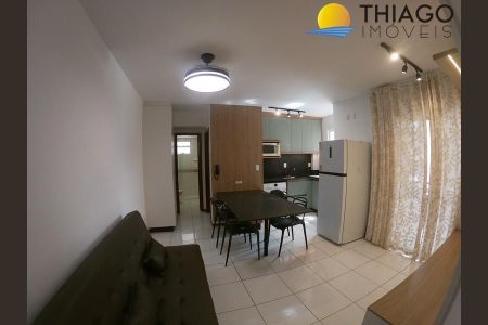 2_photo/952743a239.859d3ea7f11d789b-ATLAS-df32f5f5-a9bf-4471-afdf-15b87aa6f12d.jpg de apartamento para alugar com 1 quarto, 54m² em Canasvieiras, Florianópolis