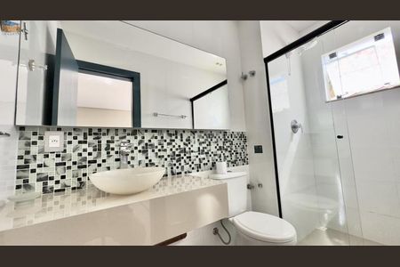 23_photo/952743a489.e9bc35269128f7e8-ATLAS-b0d48797-a78d-4e97-9a8a-d468d8b913da.jpg de casa à venda com 9 quartos, 250m² em Canasvieiras, Florianópolis