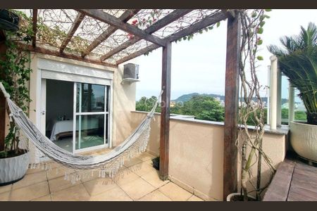 13_photo/952743a4cd.8fd5d2200eb36581-ATLAS-1d1d85b1-498f-42fc-b126-e446a524eeb5.jpg de apartamento à venda com 3 quartos, 140m² em Canasvieiras, Florianópolis