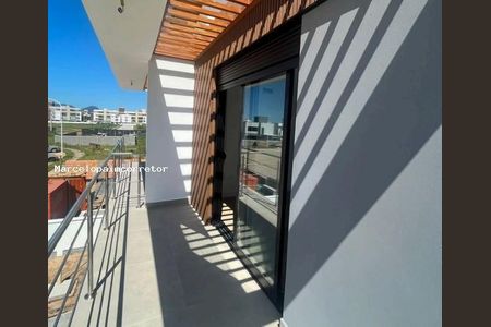 4_photo/952743a507.8cd3b68e59a520f3-ATLAS-876cd34c-b4d2-4ae2-9a51-83e2cb1a16c8.jpg de casa à venda com 3 quartos, 157m² em Canasvieiras, Florianópolis