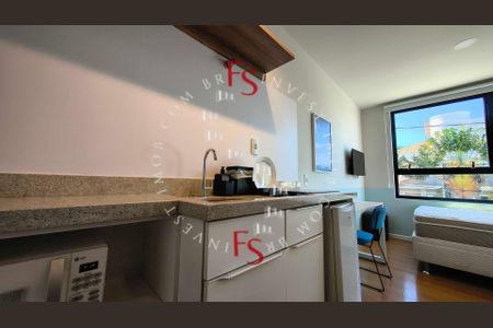 4_photo/952743b0e9.5ff310db5c247d1b-ATLAS-c7cde1bf-6a18-46b3-a8a4-99b7154d3cf7.jpg de kitnet/studio à venda com 1 quarto, 15m² em Canasvieiras, Florianópolis