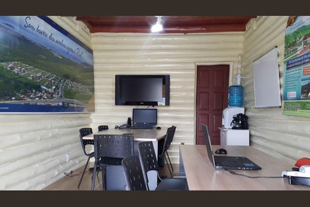 10_photo/952743dd0d.31f4e6402abbca47-ATLAS-3add6ef2-5087-4f1d-8df3-ed2850319cd9.jpg de casa para alugar com 0 quarto, 352m² em Canasvieiras, Florianópolis