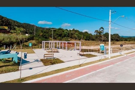 6_photo/952743dd3b.3714cccd63f8fe2d-ATLAS-449bf168-8bf0-4d6d-a6df-ed8e61e4a8fc.jpg de casa à venda com 2 quartos, 81m² em Canasvieiras, Florianópolis