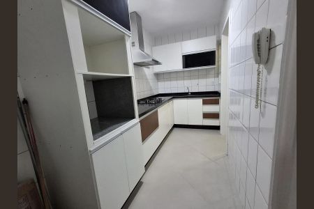 8_photo/952743ef97.6d9305f8c2ae1d9b-ATLAS-8e0d1317-545e-4b09-ab45-ee355d8aa6c8.jpg de apartamento à venda com 2 quartos, 67m² em Canasvieiras, Florianópolis