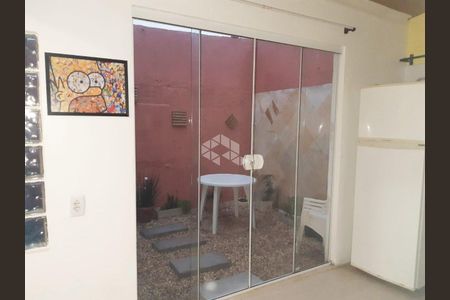 3_photo/9527442b0f.7be7a474fdeed64f-ATLAS-4b742a4c-573a-4aad-b1a7-e23f77c9125e.jpg de casa à venda com 3 quartos, 80m² em Sambaqui, Florianópolis