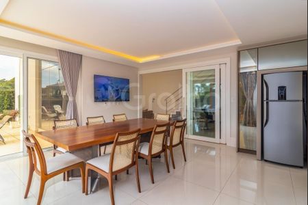 7_photo/95274442c5.aef4de6394ba8e6d-ATLAS-345c0f5f-0d2e-4a33-9a5c-60bd4d9f71fa.jpg de casa à venda com 5 quartos, 500m² em Jurerê Internacional, Florianópolis