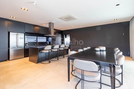 10_photo/95274442cd.1421303aa7be2334-ATLAS-3364504e-e6dc-4fcf-997e-6215e58c5fde.jpg de casa para alugar com 5 quartos, 513m² em Jurerê Internacional, Florianópolis