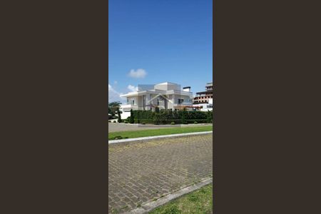 4_photo/95274442cf.ceff8192393c33de-ATLAS-75c15df2-cb07-463d-b12c-e6c54cba91c1.jpg de casa para alugar com 5 quartos, 500m² em Jurerê Internacional, Florianópolis