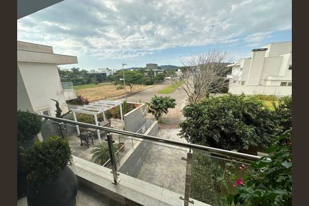 9_photo/952744432b.0dba02f6e03a3679-ATLAS-c2d2d5f4-149c-48fe-be2a-51fbba702bfe.jpg de casa para alugar com 3 quartos, 486m² em Jurerê Internacional, Florianópolis