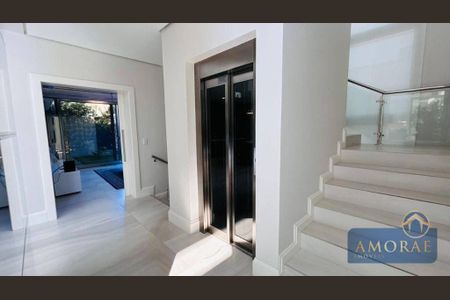 26_photo/952744432b.b7c193eb1c835ac2-ATLAS-eeef80e0-acbe-4b6a-b75e-eb3ff2b075d6.jpg de casa à venda com 4 quartos, 486m² em Jurerê Internacional, Florianópolis