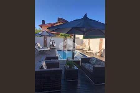 6_photo/952744590b.cd6912d4e48c45dd-ATLAS-0e8d8032-3204-4b5d-958a-2e5e165f1fb0.jpg de casa à venda com 4 quartos, 220m² em Jurerê, Florianópolis