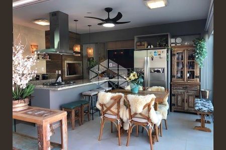 6_photo/952744590b.cd6912d4e48c45dd-ATLAS-25e492ca-a3d4-4e6c-8b68-d9cba12cd99c.jpg de casa à venda com 4 quartos, 220m² em Jurerê, Florianópolis