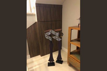 8_photo/952744590b.cd6912d4e48c45dd-ATLAS-3a1a071e-6479-4c3a-8124-6f88a8a304b1.jpg de casa à venda com 4 quartos, 220m² em Jurerê, Florianópolis