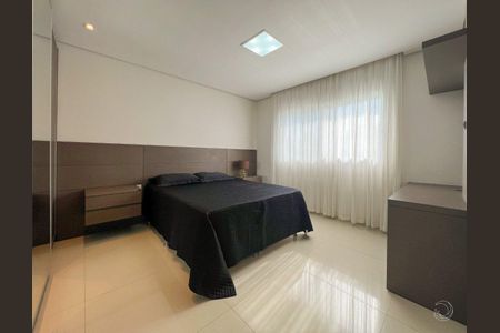 50_photo/9527445959.cba3da746242e602-ATLAS-e244d954-c552-40ee-b048-824d40eeb2e2.jpg de casa à venda com 5 quartos, 470m² em Jurerê Internacional, Florianópolis