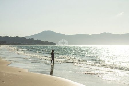 8_photo/9527445a3f.f219a6c507a36e5d-ATLAS-9686bf6d-5e69-4bd1-9e20-d1a33d5000c5.jpg de apartamento à venda com 3 quartos, 235m² em Jurerê Internacional, Florianópolis