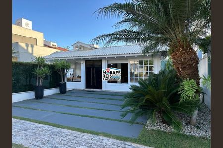 4_photo/9527445c1f.dc8bbd111761e841-ATLAS-19e8f02f-cda4-40c9-8fae-cdf54f059e6d.jpg de casa à venda com 4 quartos, 320m² em Jurerê Internacional, Florianópolis