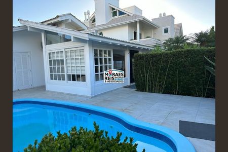 34_photo/9527445c1f.dc8bbd111761e841-ATLAS-21eabcd4-adf3-427a-aef5-bd2ba69b5215.jpg de casa à venda com 4 quartos, 320m² em Jurerê Internacional, Florianópolis