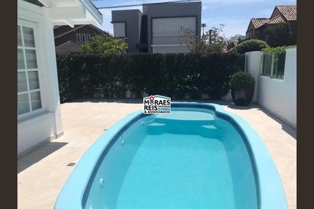 6_photo/9527445c1f.dc8bbd111761e841-ATLAS-25254670-b8a4-4ebf-b407-1e0ee5d86df7.jpg de casa à venda com 4 quartos, 320m² em Jurerê Internacional, Florianópolis