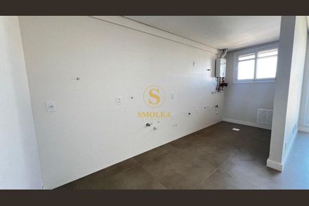 12_photo/9527445c3d.005b2c2c0d5e94b6-ATLAS-02719bc4-98c0-4d4a-aeb0-ebd9f46f7104.jpg de apartamento à venda com 2 quartos, 75m² em Jurerê Internacional, Florianópolis