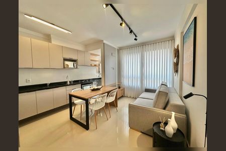 7_photo/9527445c53.49c40a4e0c1b1036-ATLAS-dba8965c-d9f3-4a99-b7f4-43cf54e8700b.jpg de apartamento para alugar com 1 quarto, 50m² em Jurerê, Florianópolis