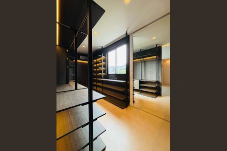 7_photo/9527445cd7.7a37549eceeba21f-ATLAS-27e25812-99ab-4029-acfd-e4cc19e01aaa.jpg de apartamento à venda com 3 quartos, 223m² em Jurerê Internacional, Florianópolis