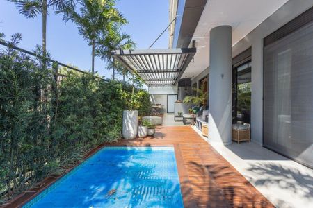 13_photo/9527445cd7.7bcea12aab2dfbb0-ATLAS-c0da89fc-e2e5-4c1d-84f1-72994d6b9e6b.jpg de apartamento à venda com 3 quartos, 185m² em Jurerê Internacional, Florianópolis