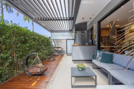 11_photo/9527445cd7.7bcea12aab2dfbb0-ATLAS-e7585307-e4fa-4086-9c63-fa986cb0fdfc.jpg de apartamento à venda com 3 quartos, 185m² em Jurerê Internacional, Florianópolis