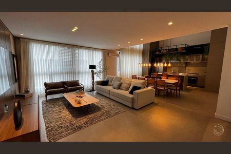 48_photo/9527445cd7.8b78535d00d561d2-ATLAS-7e78a2f2-bc0f-417a-987b-d213f1e1fa5d.jpg de apartamento à venda com 4 quartos, 206m² em Jurerê Internacional, Florianópolis