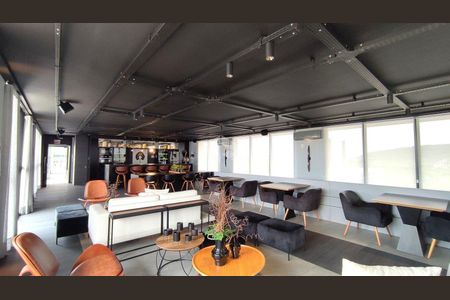 1_photo/9527445ce1.b88c9f23dde11cca-ATLAS-044d74b7-e5c5-40f0-8f01-a2b8a7280f1e.jpg de apartamento à venda com 2 quartos, 95m² em Jurerê Internacional, Florianópolis