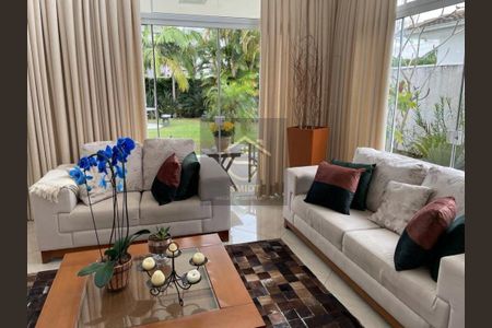 6_photo/9527445d0f.2d5b66cf4807465a-ATLAS-aa7e6871-488b-4e7d-bc1b-a8f1b759c963.jpg de casa para alugar com 6 quartos, 450m² em Jurerê Internacional, Florianópolis