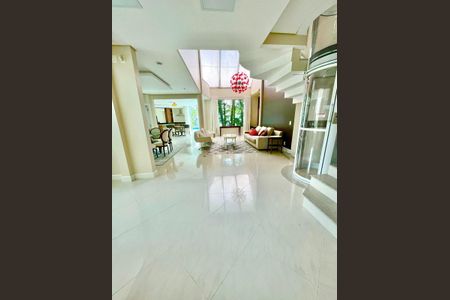 22_photo/9527445d11.8a734c1c2a3b006e-ATLAS-bd815d0e-9330-48cb-bb74-e0fefc0e1608.jpg de casa à venda com 4 quartos, 465m² em Jurerê, Florianópolis