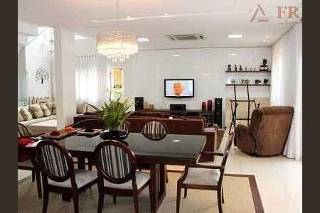 12_photo/9527445d3d.04c16ff0d284adb7-ATLAS-bfdbc1ca-8d71-40e3-b64f-692a7b93185c.jpg de casa à venda com 5 quartos, 383m² em Jurerê Internacional, Florianópolis