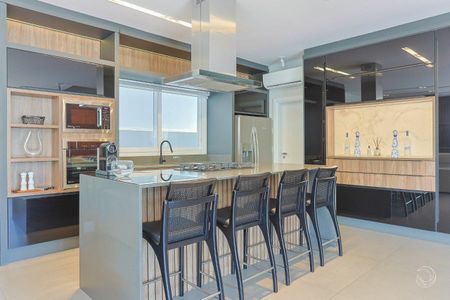 7_photo/9527445d43.9445d083dc68a5ac-ATLAS-bae4e58a-a4b6-4b47-aa5d-ddc7a1064e18.jpg de casa à venda com 6 quartos, 433m² em Jurerê, Florianópolis