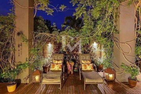 9_photo/9527445d4d.0f81dd1a9a4f6ffb-ATLAS-5dd2a346-c0de-4c6b-849b-e6a80cc85a27.jpg de casa à venda com 3 quartos, 300m² em Jurerê Internacional, Florianópolis