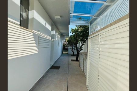 9_photo/9527445d57.74a96c0b2c4b8c29-ATLAS-4e4a38c4-4325-42f1-8d77-e5c1a4f3fe5d.jpg de casa à venda com 4 quartos, 450m² em Jurerê Internacional, Florianópolis