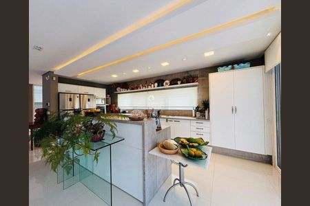 8_photo/9527445d57.74a96c0b2c4b8c29-ATLAS-c1e2f6c8-4b4f-4c6a-8f72-b966fcde6969.jpg de casa à venda com 4 quartos, 450m² em Jurerê Internacional, Florianópolis