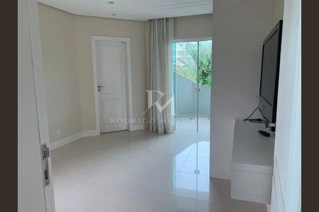 6_photo/9527445d6d.e6f02a1e96aef2b1-ATLAS-1b698902-4cf3-4df2-bb9f-a03679940ff1.jpg de casa à venda com 4 quartos, 465m² em Jurerê Internacional, Florianópolis