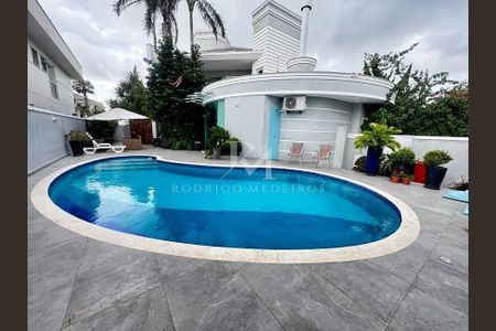 3_photo/9527445d6d.e6f02a1e96aef2b1-ATLAS-ced1bc8a-01a3-42eb-91c3-15f98122c6d0.jpg de casa à venda com 4 quartos, 465m² em Jurerê Internacional, Florianópolis