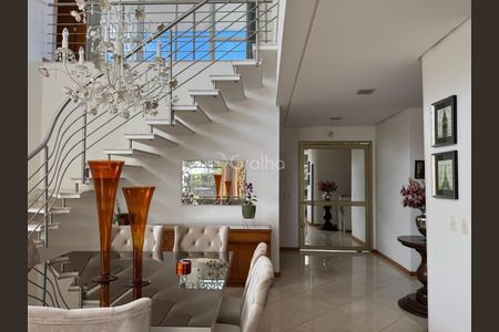 11_photo/9527445d6d.f2c8c659ffa0a6bc-ATLAS-8ebace4e-4ba3-4870-a1a1-4a4f4347dc6c.jpg de casa à venda com 5 quartos, 605m² em Jurerê Internacional, Florianópolis