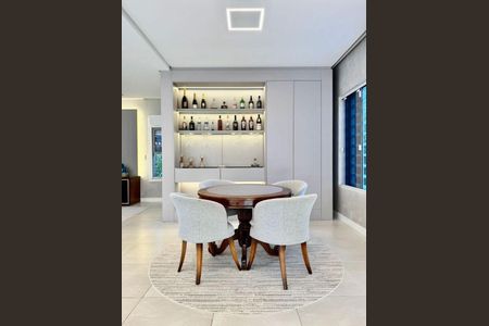 9_photo/9527445d6f.62e8321271ffcb76-ATLAS-4fa4f91f-6cf0-48aa-835c-8e963bcf2d66.jpg de casa para alugar com 3 quartos, 330m² em Jurerê, Florianópolis