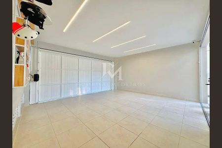 24_photo/9527445d6f.62e8321271ffcb76-ATLAS-620ea128-e92c-47d6-8695-ecf07ca93a74.jpg de casa para alugar com 3 quartos, 330m² em Jurerê, Florianópolis