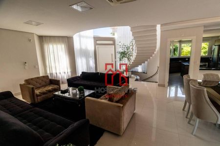 4_photo/9527445d77.751bca41ac608a7d-ATLAS-17312985-1dde-4ed6-b685-c0fd33fa2f3c.jpg de casa à venda com 4 quartos, 470m² em Jurerê Internacional, Florianópolis