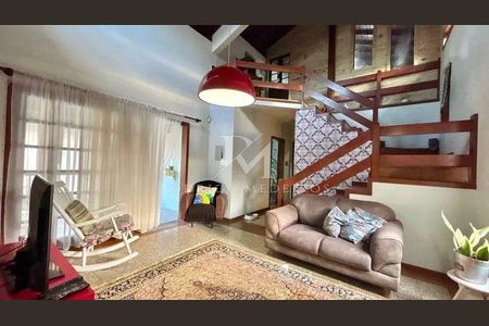 12_photo/9527445dc3.df2406aa61ba3211-ATLAS-26140030-2a48-4a4e-917d-acf775d4605c.jpg de casa à venda com 5 quartos, 316m² em Jurerê, Florianópolis