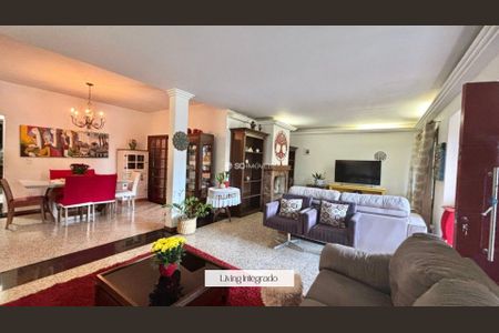 6_photo/9527445dc3.df2406aa61ba3211-ATLAS-5596b1f6-a76b-4441-b629-0f869229199a.jpg de casa à venda com 5 quartos, 317m² em Jurerê, Florianópolis