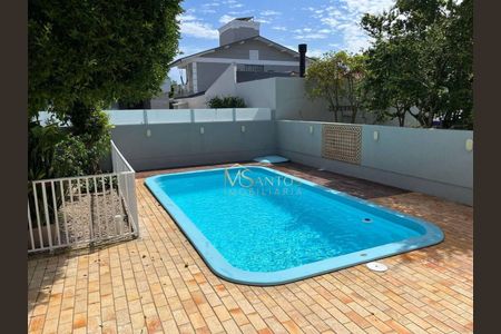 5_photo/9527445dd9.c3f00cfadba54684-ATLAS-ca4af64c-3cdf-4906-898e-353f41e51a78.jpg de casa à venda com 4 quartos, 297m² em Jurerê, Florianópolis