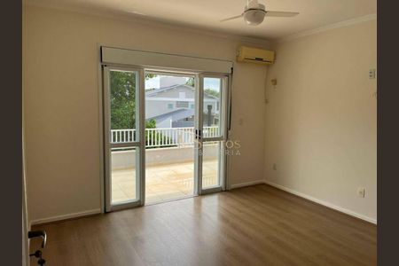 39_photo/9527445dd9.c3f00cfadba54684-ATLAS-dca331b4-a832-4eba-bc74-d35f13eef6a8.jpg de casa à venda com 4 quartos, 297m² em Jurerê, Florianópolis