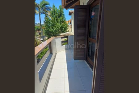 47_photo/9527445def.70d42bc12121e670-ATLAS-95eea8eb-fd18-4cd6-a8e6-e2ce91e375e5.jpg de casa à venda com 4 quartos, 185m² em Jurerê, Florianópolis